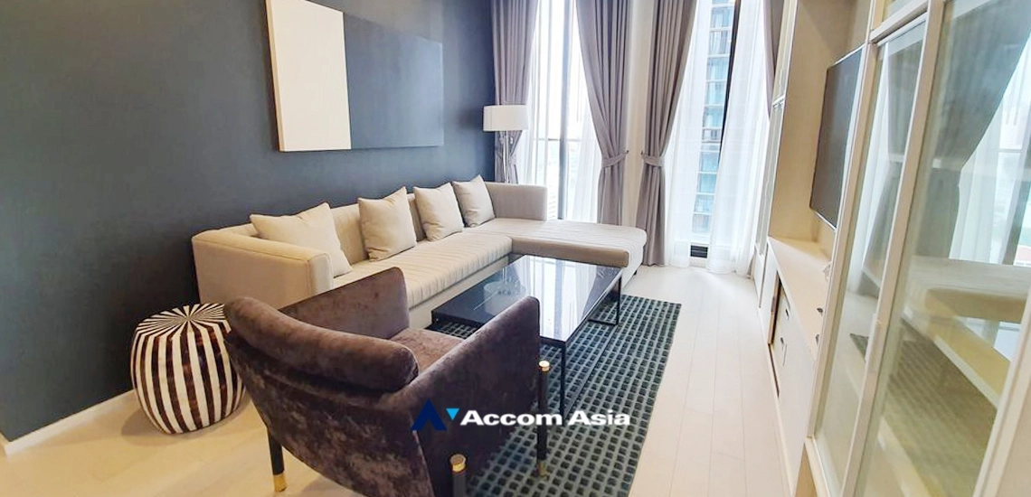 unit 2 Bedrooms  Condominium For Rent & Sale in Ploenchit, Bangkok  near BTS Ploenchit (AA34053)