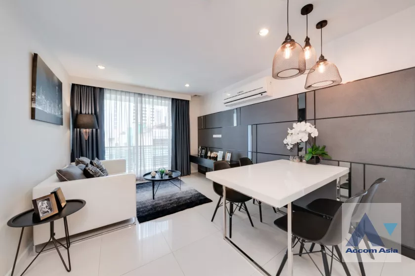 The Surawong by Chewathai hup soon Condominium  2 Bedroom for Sale & Rent MRT Sam Yan in Silom Bangkok