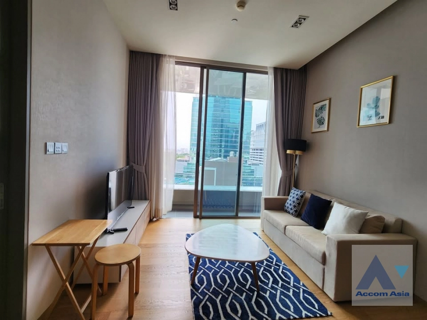 unit 1 Bedroom  Condominium For Rent & Sale in Silom, Bangkok  near BTS Sala Daeng (AA34067)