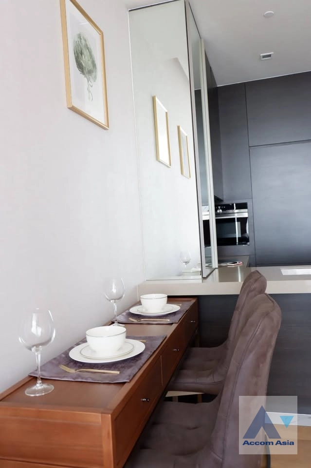 6  1 br Condominium for rent and sale in Silom ,Bangkok BTS Sala Daeng at Saladaeng One Condominium AA34067