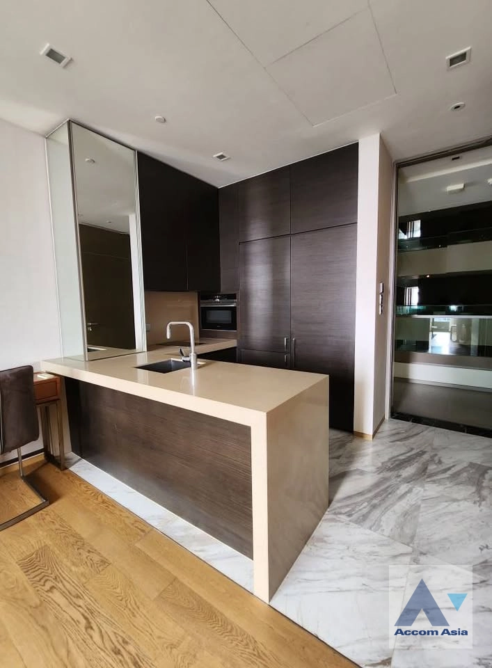 7  1 br Condominium for rent and sale in Silom ,Bangkok BTS Sala Daeng at Saladaeng One Condominium AA34067