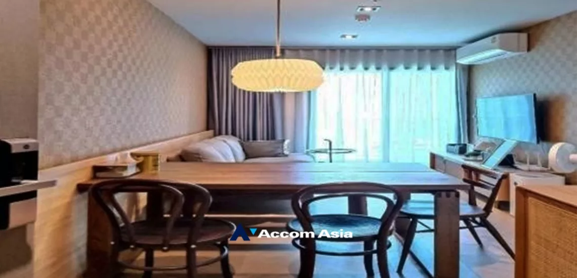 LIFE Asoke-Rama 9 Condominium  2 Bedroom for Sale MRT Rama 9 in Phaholyothin Bangkok