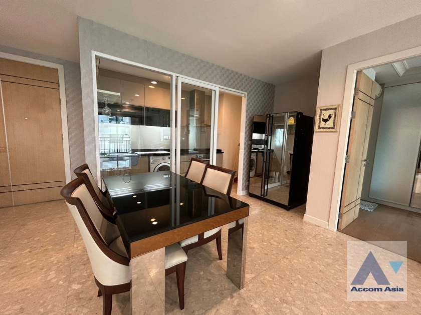4  2 br Condominium For Rent in Ploenchit ,Bangkok BTS Ploenchit at The Crest Ruamrudee AA34089
