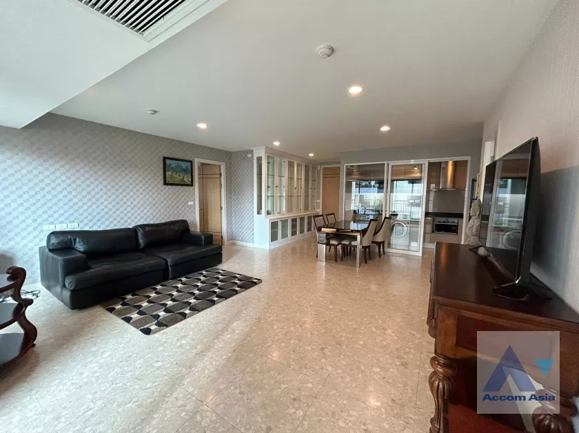  1  2 br Condominium For Rent in Ploenchit ,Bangkok BTS Ploenchit at The Crest Ruamrudee AA34089