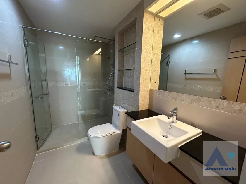 16  2 br Condominium For Rent in Ploenchit ,Bangkok BTS Ploenchit at The Crest Ruamrudee AA34089