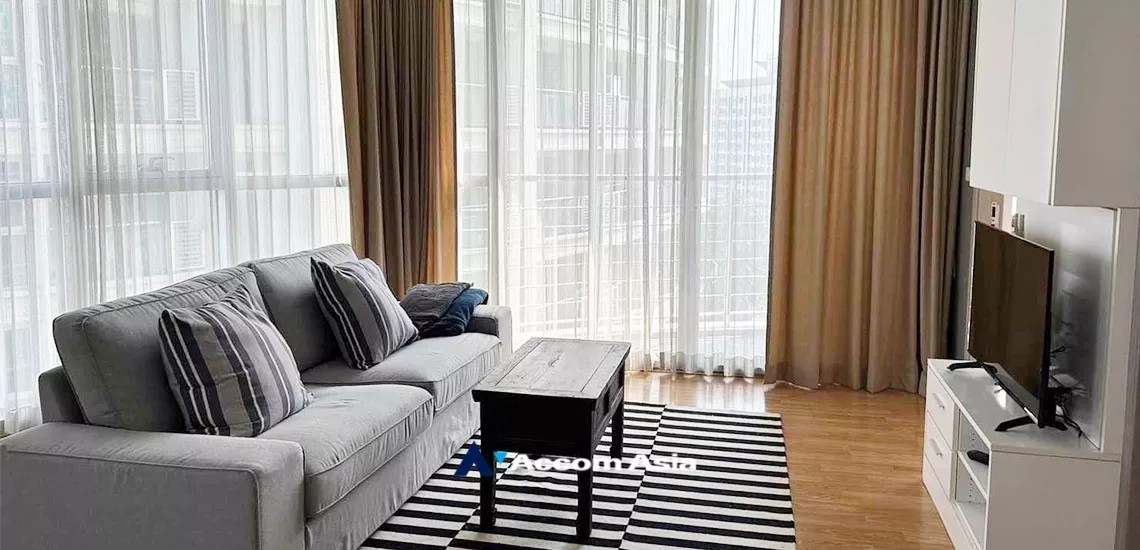 Le Luk Condominium  1 Bedroom for Sale & Rent BTS Phra khanong in Sukhumvit Bangkok