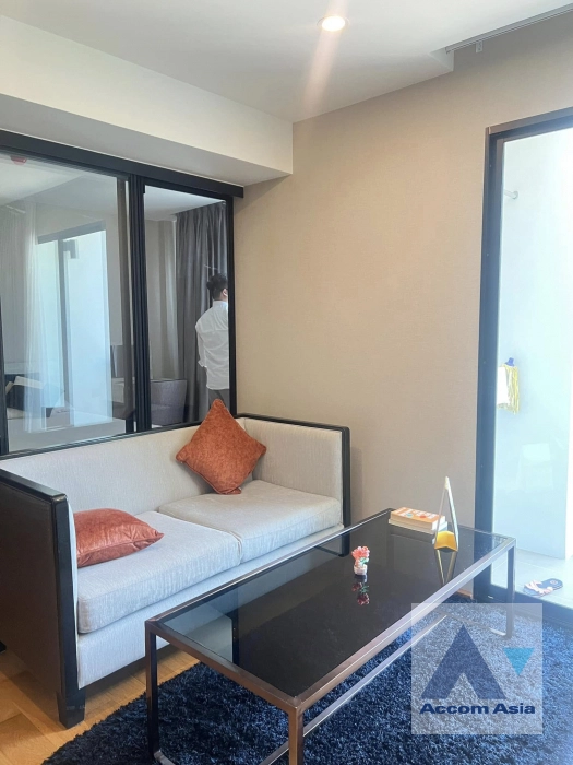  Na Vara Residence Condominium  1 Bedroom for Rent BTS Chitlom in Ploenchit Bangkok