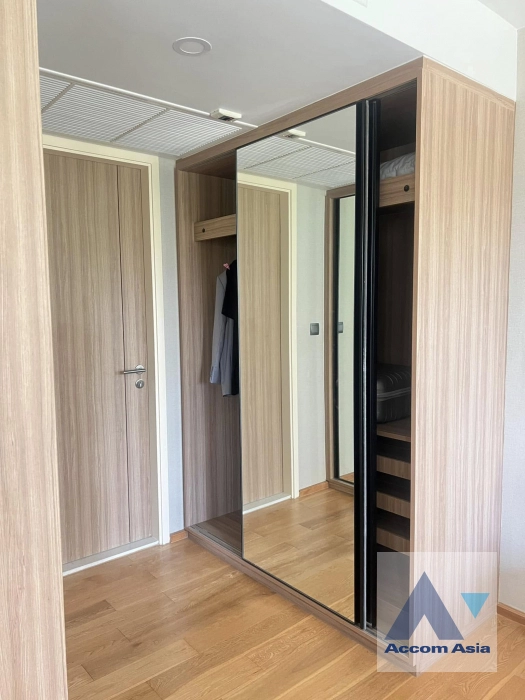 7  1 br Condominium For Rent in Ploenchit ,Bangkok BTS Chitlom at Na Vara Residence AA34093