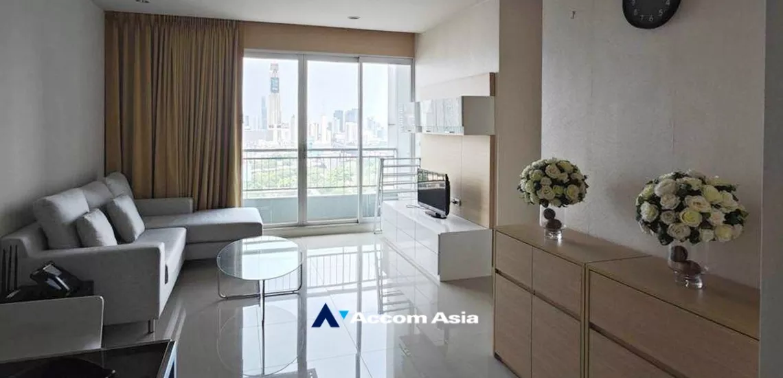 Circle Condominium Condominium  2 Bedroom for Sale MRT Phetchaburi in Newphetchaburi Bangkok