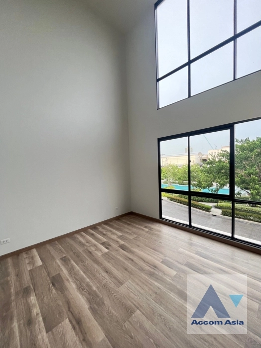  1  3 br Townhouse For Sale in Sathorn ,Bangkok BRT Wat Priwat at DEMI Sathu 49 AA34102