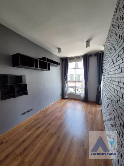 10  3 br Townhouse For Rent in Sathorn ,Bangkok BRT Wat Dokmai at Baan Klang Krung Sathorn Narathiwas AA34107