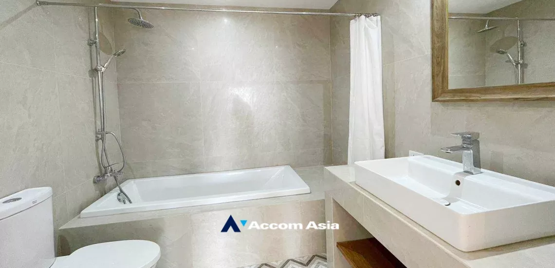 11  2 br Condominium For Rent in Sukhumvit ,Bangkok BTS Thong Lo at Baan Sukhumvit 36 Condominium AA34113