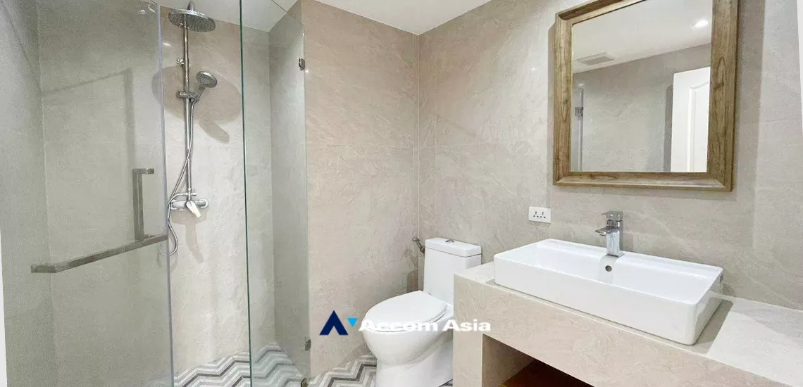 12  2 br Condominium For Rent in Sukhumvit ,Bangkok BTS Thong Lo at Baan Sukhumvit 36 Condominium AA34113