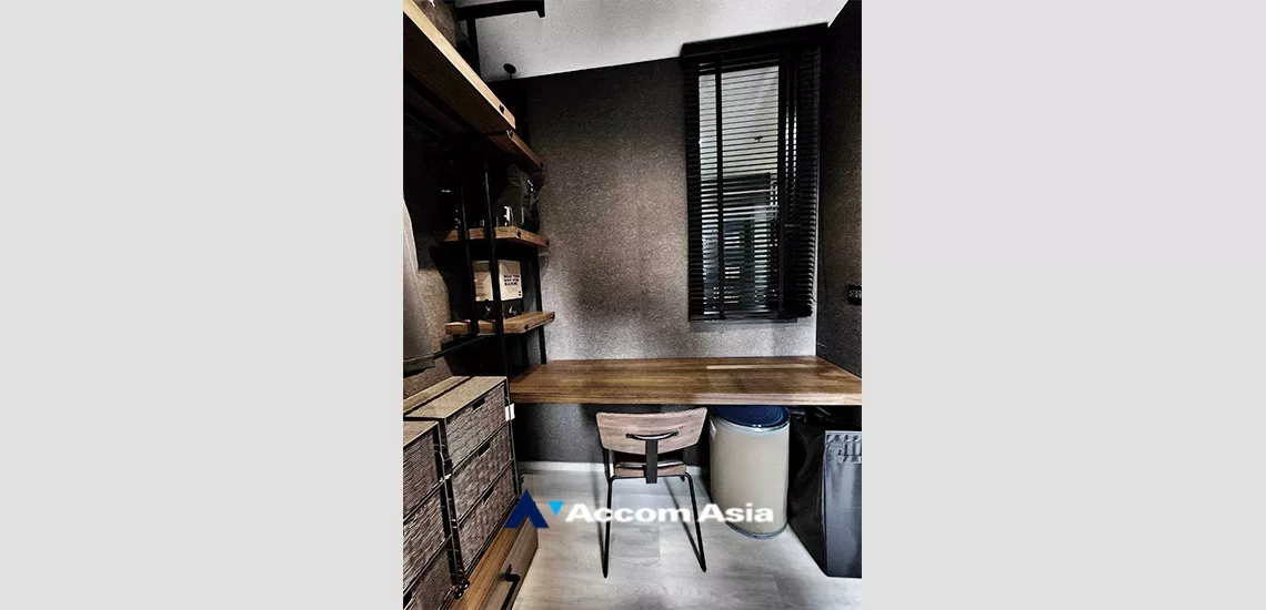 4  1 br Condominium For Sale in Ploenchit ,Bangkok BTS Ploenchit at Life One Wireless AA34120