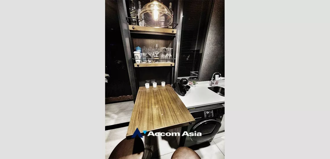  1  1 br Condominium For Sale in Ploenchit ,Bangkok BTS Ploenchit at Life One Wireless AA34120