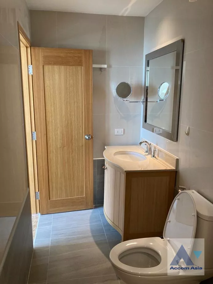 5  2 br Condominium For Rent in Sathorn ,Bangkok BTS Chong Nonsi - BRT Sathorn at The Empire Place AA34122