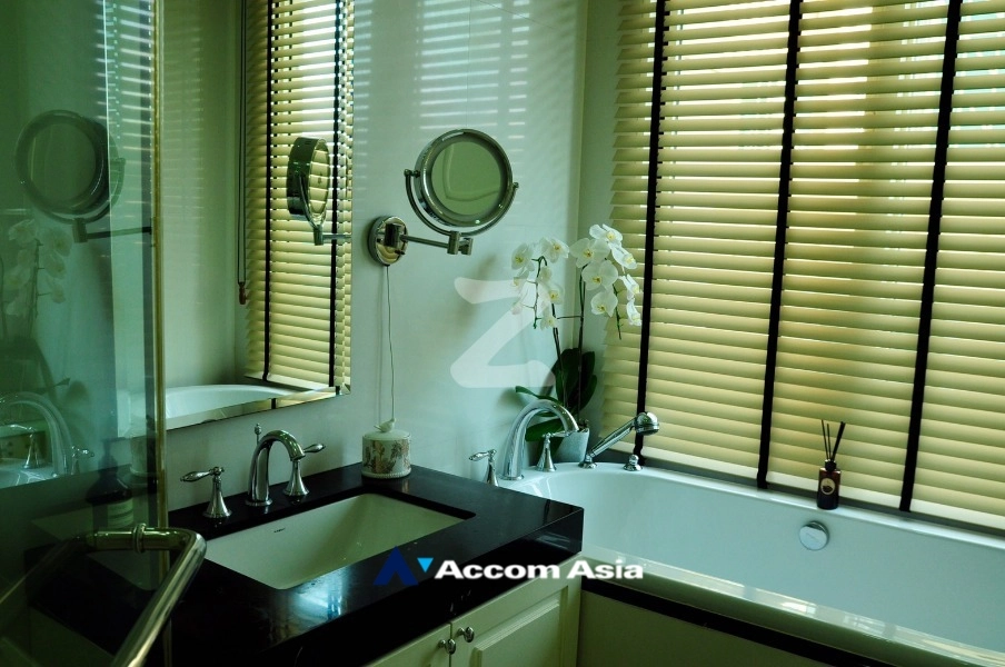 4  3 br Condominium for rent and sale in Sukhumvit ,Bangkok BTS Phrom Phong at Royce Private Residences AA34124