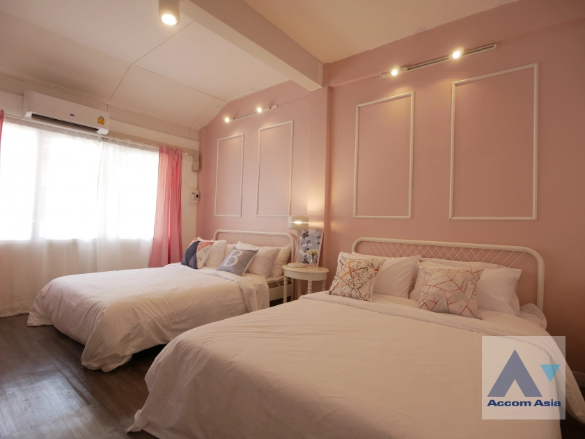 9  2 br Townhouse For Rent in Sukhumvit ,Bangkok BTS Phra khanong AA34151