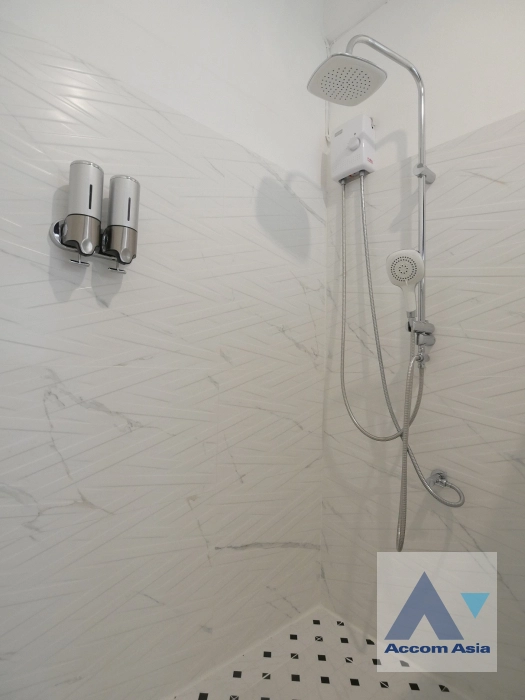 12  2 br Townhouse For Rent in Sukhumvit ,Bangkok BTS Phra khanong AA34151