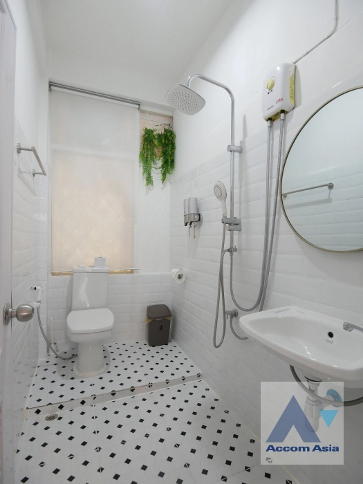 10  2 br Townhouse For Rent in Sukhumvit ,Bangkok BTS Phra khanong AA34151