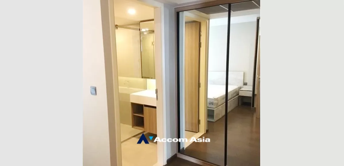 5  2 br Condominium For Rent in Ploenchit ,Bangkok BTS Chitlom at Na Vara Residence AA34159
