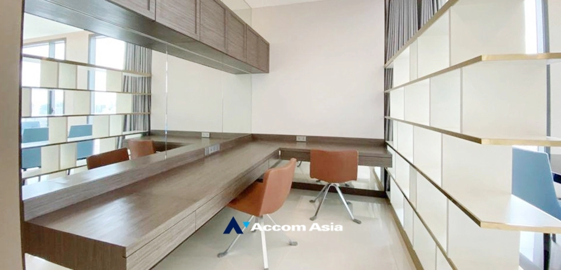 10  3 br Condominium for rent and sale in Sukhumvit ,Bangkok BTS Nana at Q1 Sukhumvit AA34163