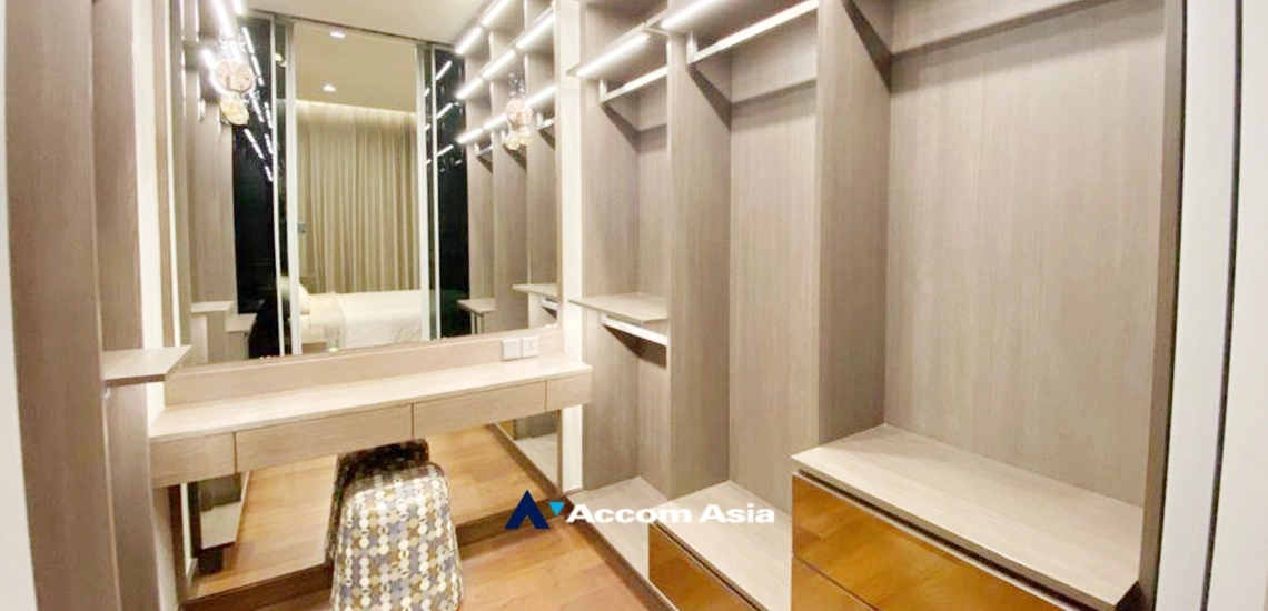 24  3 br Condominium for rent and sale in Sukhumvit ,Bangkok BTS Nana at Q1 Sukhumvit AA34163