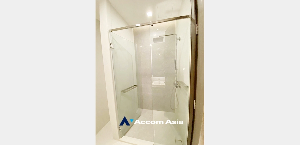 27  3 br Condominium for rent and sale in Sukhumvit ,Bangkok BTS Nana at Q1 Sukhumvit AA34163