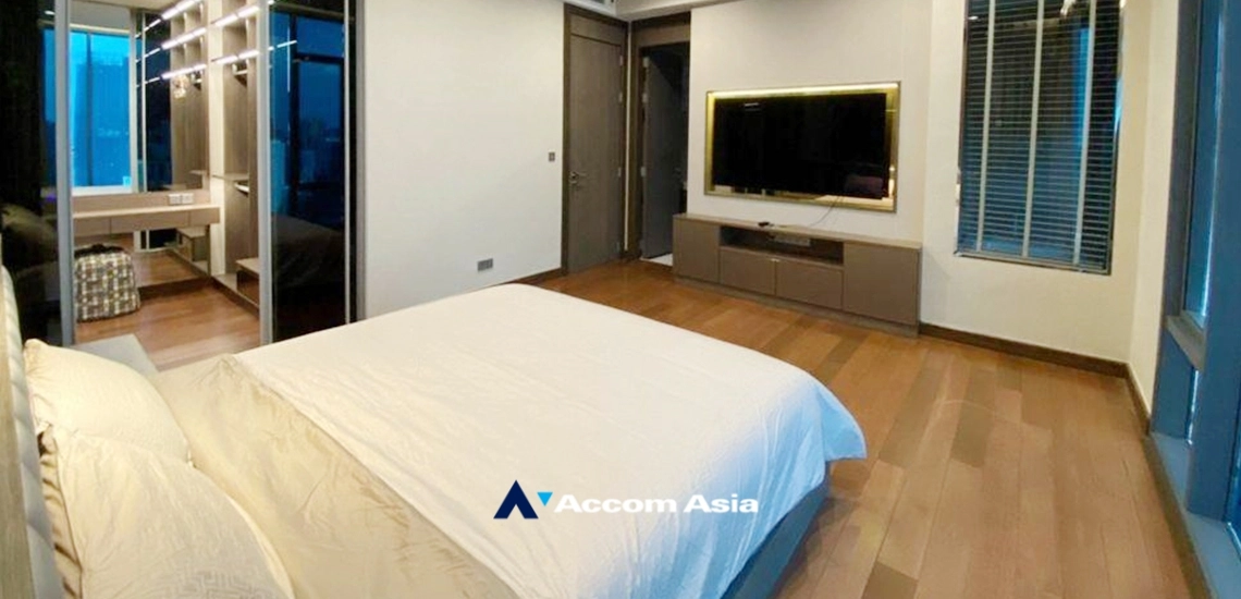 16  3 br Condominium for rent and sale in Sukhumvit ,Bangkok BTS Nana at Q1 Sukhumvit AA34163