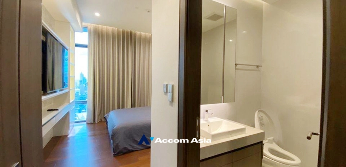 21  3 br Condominium for rent and sale in Sukhumvit ,Bangkok BTS Nana at Q1 Sukhumvit AA34163