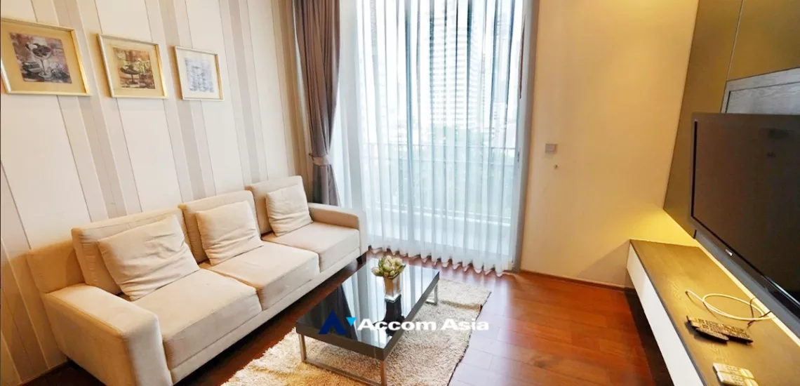 Quattro Thonglor Condominium  1 Bedroom for Sale & Rent BTS Thong Lo in Sukhumvit Bangkok