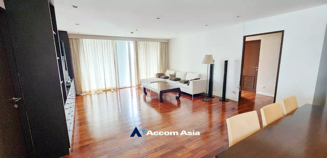  2  3 br Condominium For Rent in Ploenchit ,Bangkok BTS Chitlom at Urbana Langsuan AA34175