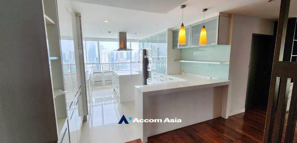 6  3 br Condominium For Rent in Ploenchit ,Bangkok BTS Chitlom at Urbana Langsuan AA34175