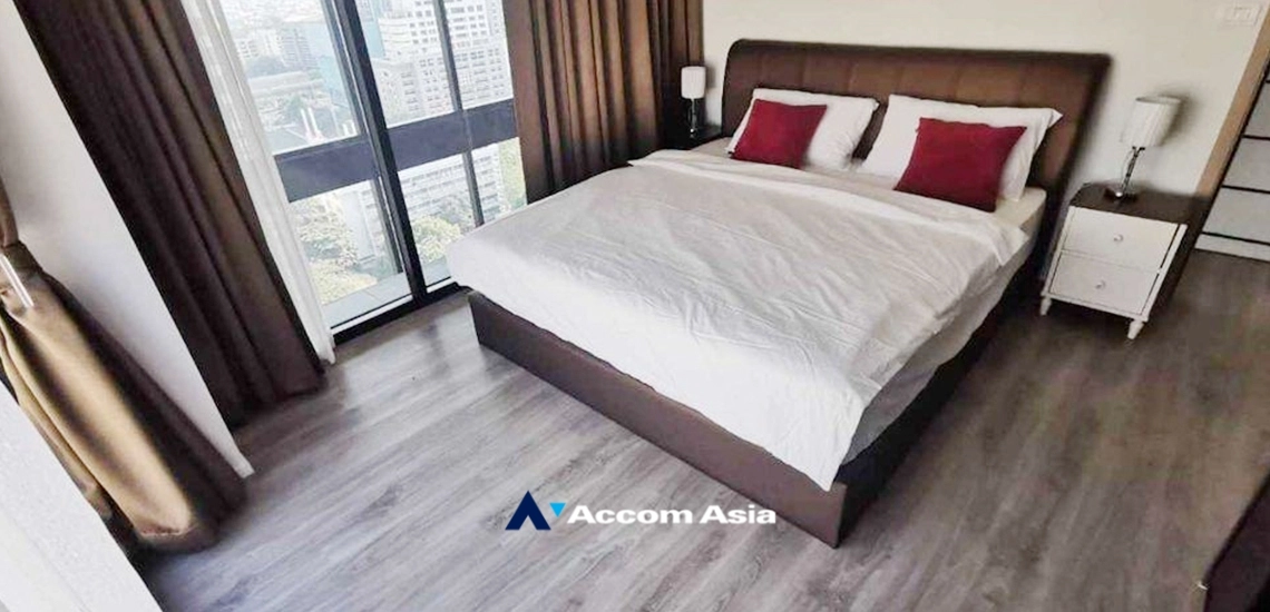7  2 br Condominium for rent and sale in Silom ,Bangkok BTS Surasak at The Lofts Silom AA34176