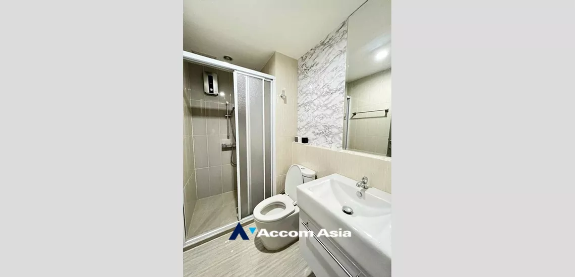 6  2 br Condominium for rent and sale in Ratchadapisek ,Bangkok MRT Huai Khwang at Life Ratchadapisek AA34181