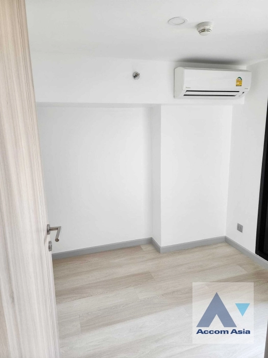 4  2 br Condominium For Sale in Sathorn ,Bangkok BTS Chong Nonsi at Knightsbridge Prime Sathorn Condominium AA34188