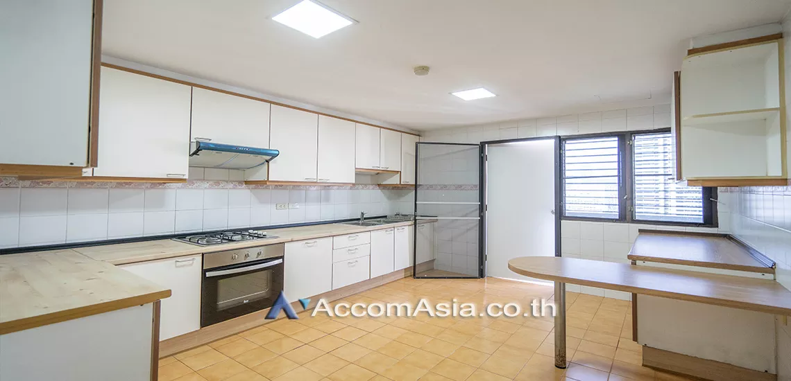 unitPet friendly |  2 Bedrooms  Apartment For Rent & Sale in Sukhumvit, Bangkok  near BTS Nana - MRT Sukhumvit (2025201)