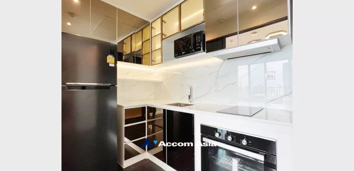 5  1 br Condominium For Sale in Sukhumvit ,Bangkok BTS Ekkamai at C Ekkamai AA34194