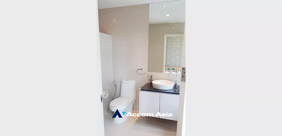10  2 br Condominium For Rent in Phaholyothin ,Bangkok BTS Ari at Noble Lite AA34205
