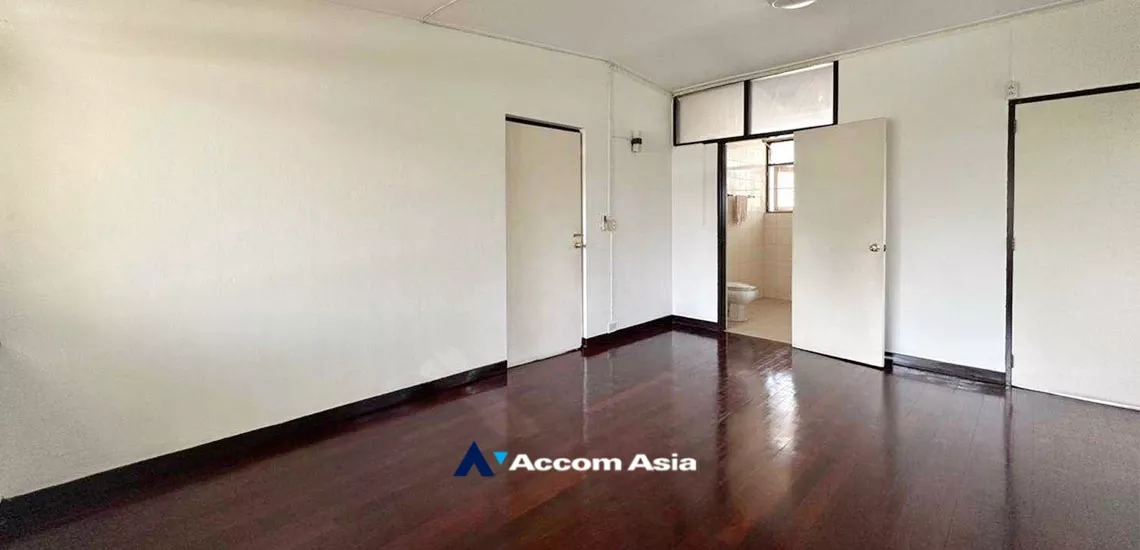 12  3 br House For Rent in Sukhumvit ,Bangkok BTS Thong Lo AA34210