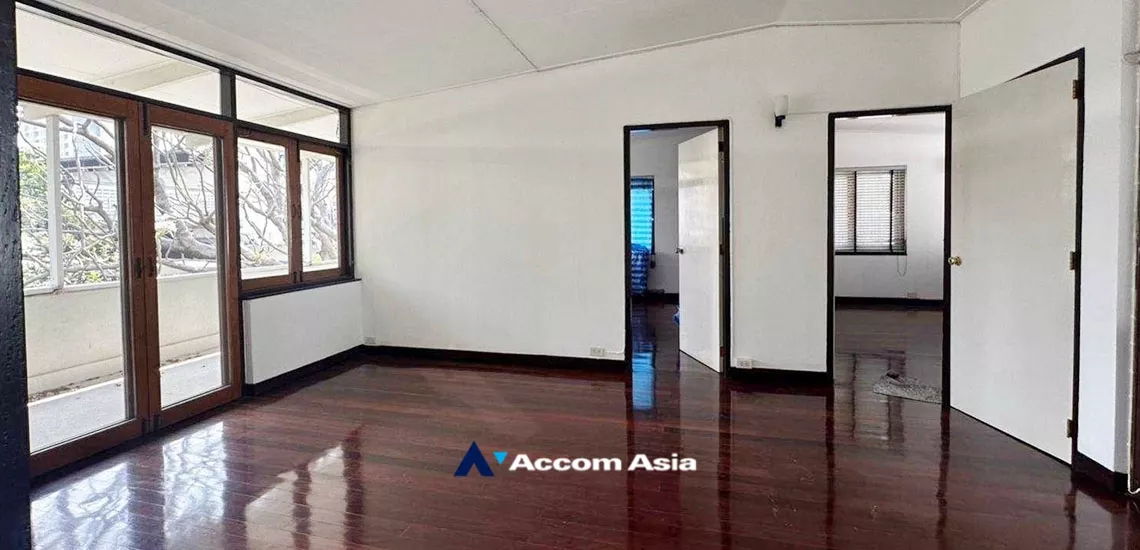 11  3 br House For Rent in Sukhumvit ,Bangkok BTS Thong Lo AA34210