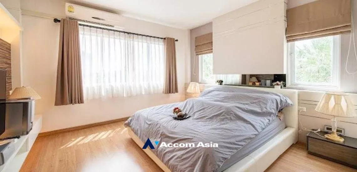 8  2 br Condominium For Rent in Dusit ,Bangkok BTS Krung Thon Buri at Supalai River Resort AA34217