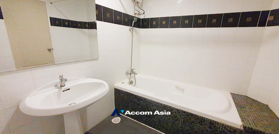 8  1 br Condominium for rent and sale in Sukhumvit ,Bangkok  at Waterford Park  AA34223