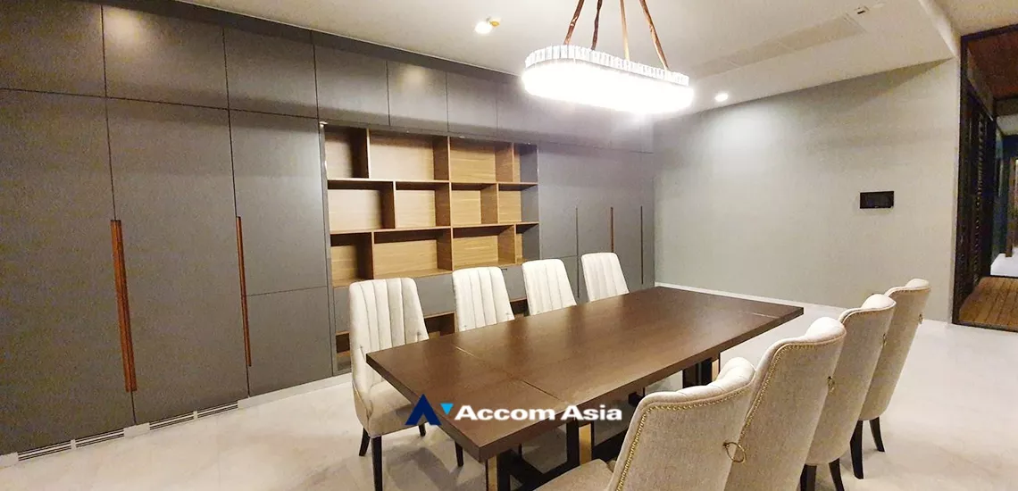 unit 3 Bedrooms  Condominium For Rent in Sukhumvit, Bangkok  near BTS Thong Lo (AA34227)