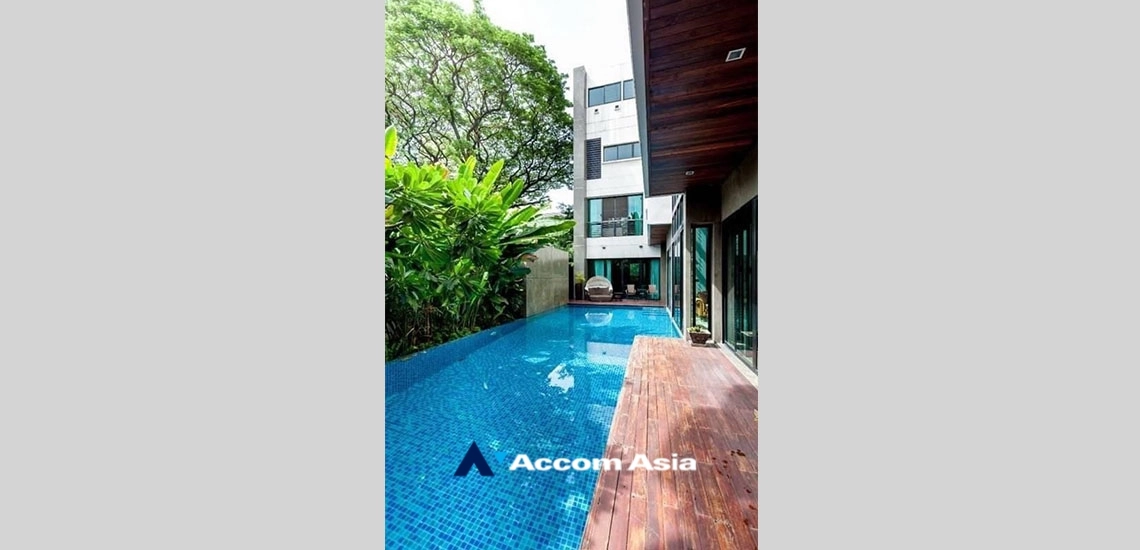 unitPrivate Swimming Pool |  5 Bedrooms  House For Sale in Sukhumvit, Bangkok  near BTS Phrom Phong (AA34231)