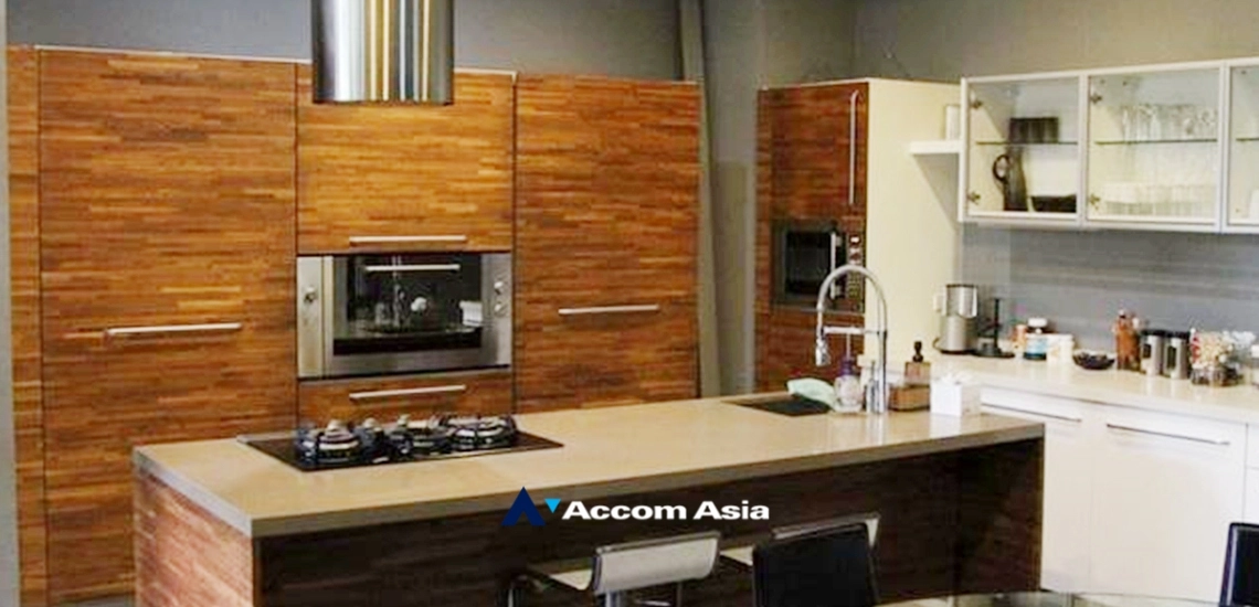 9  5 br House For Sale in Sukhumvit ,Bangkok BTS Phrom Phong AA34231