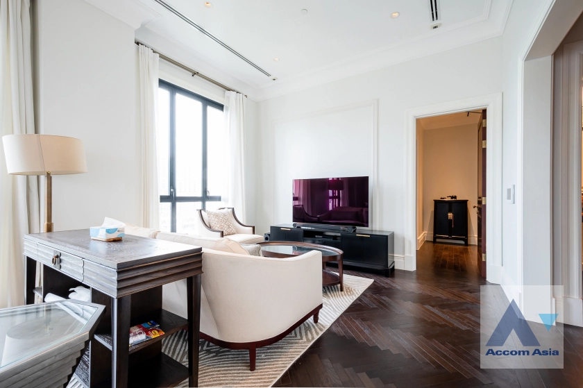 4  2 br Condominium for rent and sale in Ploenchit ,Bangkok BTS Ploenchit at 98 Wireless AA34254