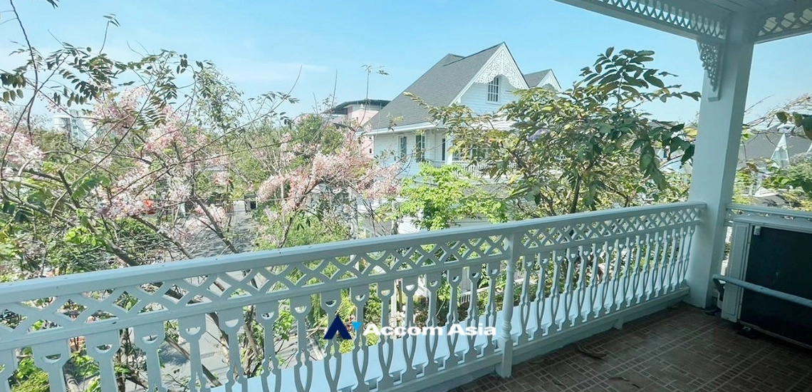 25  3 br House For Rent in Bang Na ,Bangkok BTS Bearing at Fantasia Villa 3  AA34257