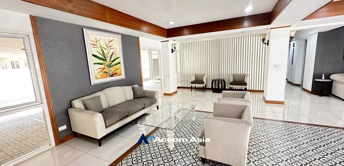  1  2 br Apartment For Rent in Ploenchit ,Bangkok BTS Ploenchit at Classic Elegance Residence AA34258