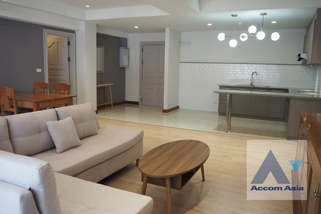 unit 2 Bedrooms  Apartment For Rent in Ploenchit, Bangkok  near BTS Ploenchit (AA34258)